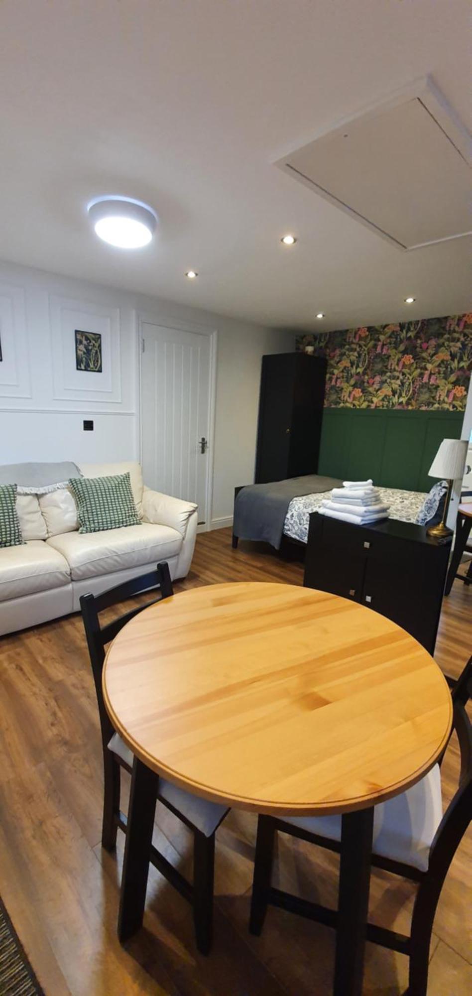 Self-Contained Guest Suite Guildford Eksteriør billede